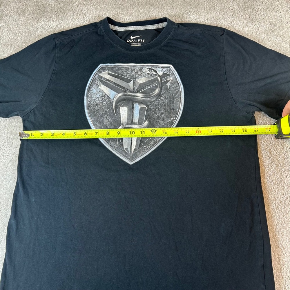 Nike‎ Kobe Bryant T-Shirt Mens L Black Mamba Shield Graphic Dri-FIT 631480-010 - Picture 8 of 10
